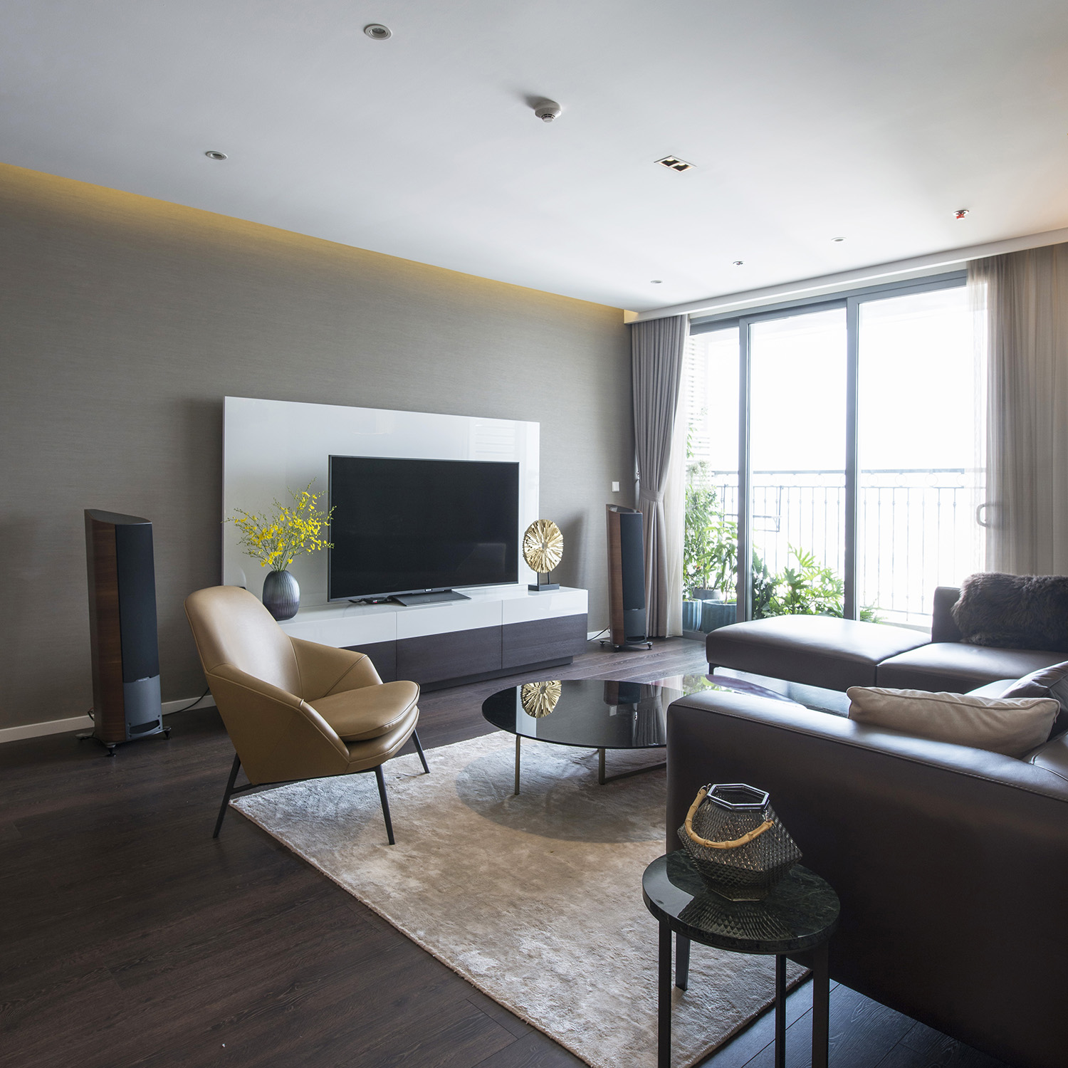 4 đặc điểm của thiết kế nội thất phòng khách hiện đại